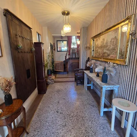 La Casa Mora Grande *